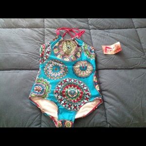 Girls swimsuit